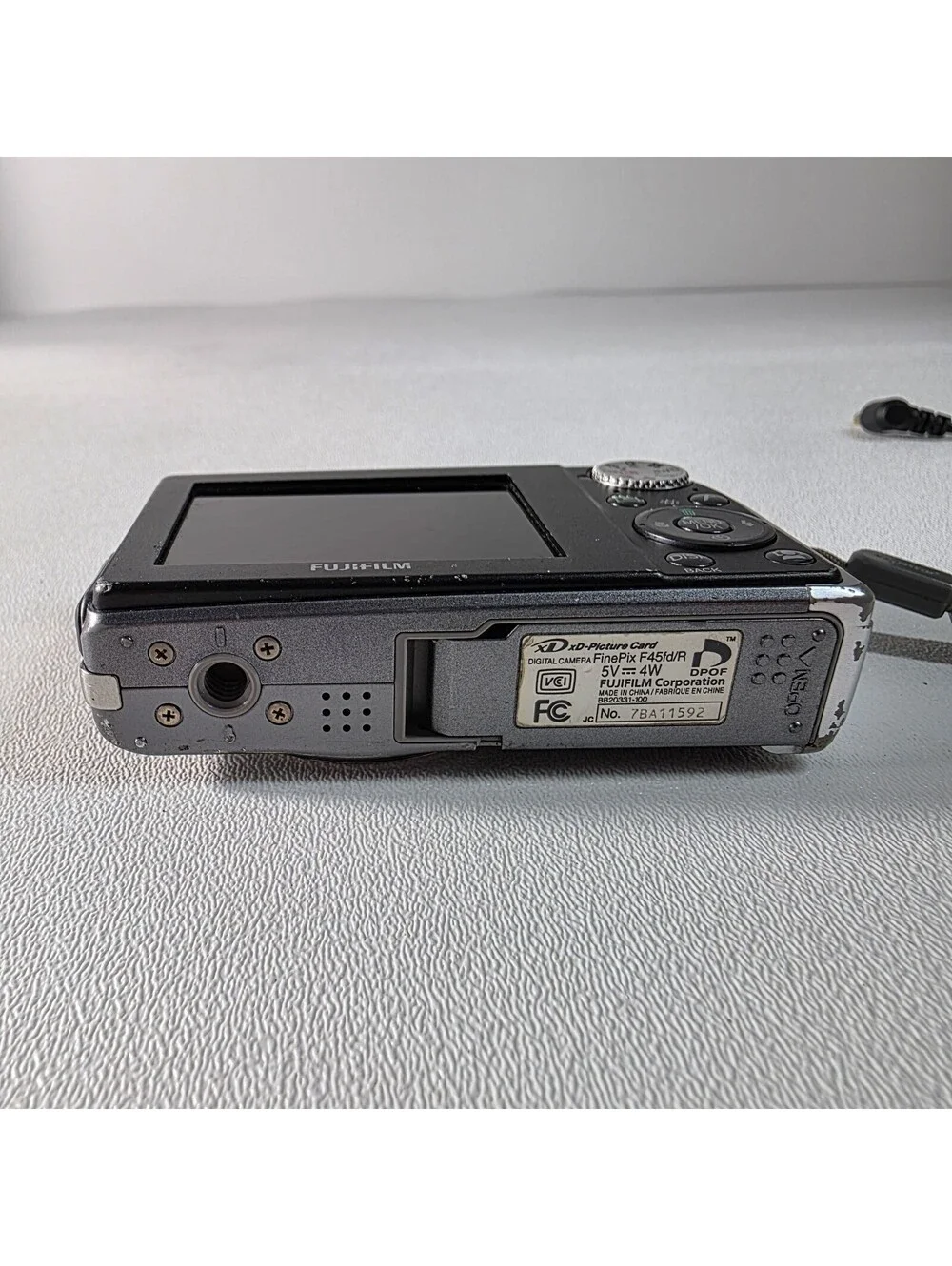 Fujifilm FinePix F Series 8.3MP Digital Camera | Model F45FD | NO BATTERY